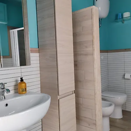 Проживание в семье La Casa Del Glicine Marrubiu